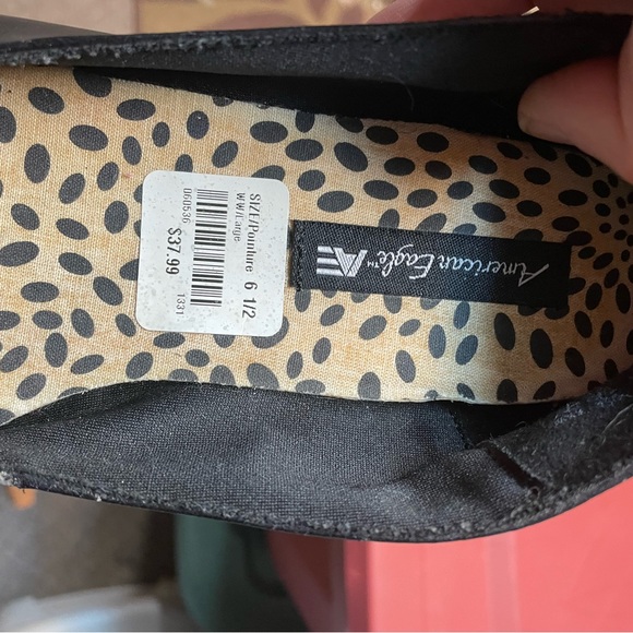 3/$25 American Eagle flats never worn outside ladies size 6.5 - Picture 3 of 5